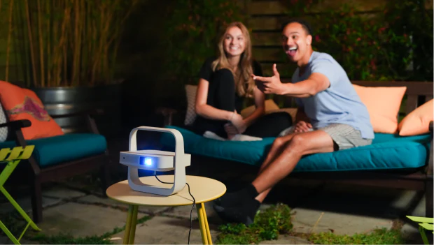 Serata cinema in famiglia: tempo di qualità, display gradevole alla vista